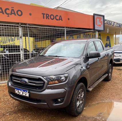 FORD RANGER 2.2 XLS 4X2 CD 16V DIESEL 4P AUTOMÁTICO
